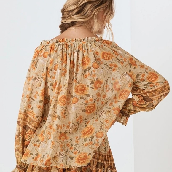 NWT Seashell Blouse in Sand - Picture 3 of 12